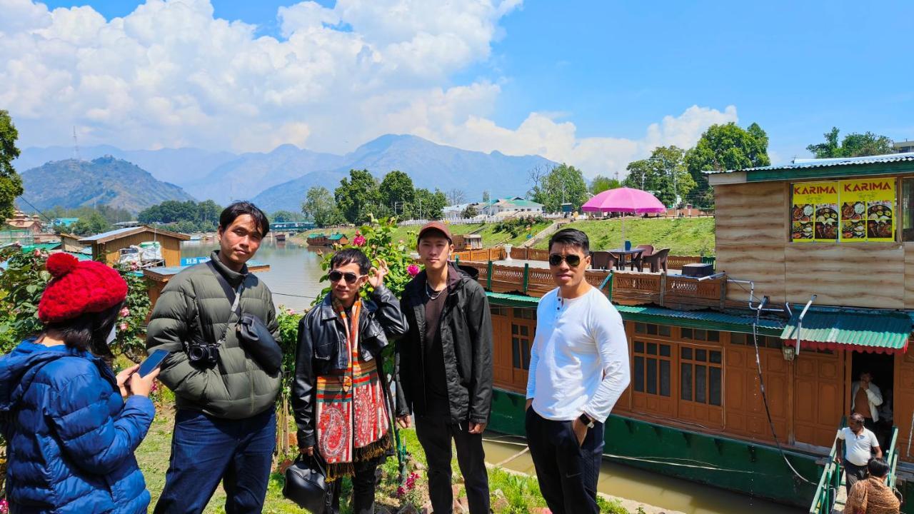 Houseboat Karima Palace Srīnagar 外观 照片