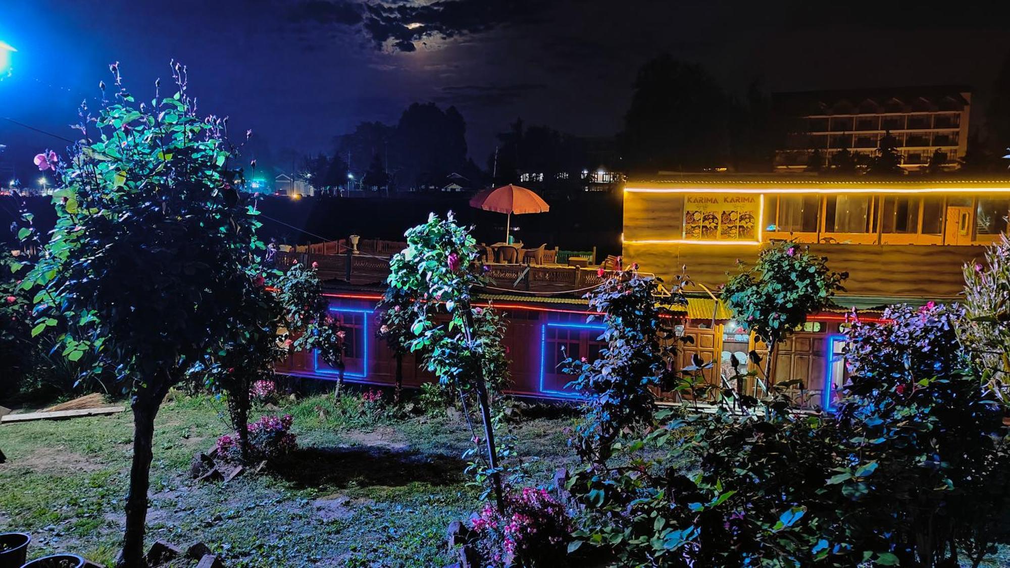 Houseboat Karima Palace Srīnagar 外观 照片